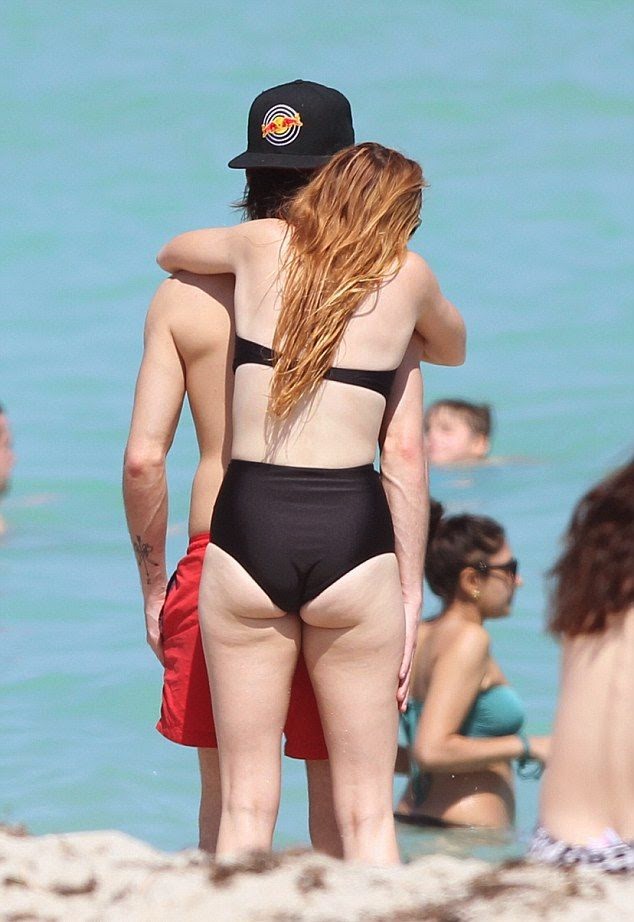 videos free amature hardcore teen miley cyrus mother naked